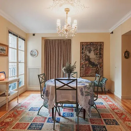 Marais 150 Meters From Ile Saint Louis アパート パリ