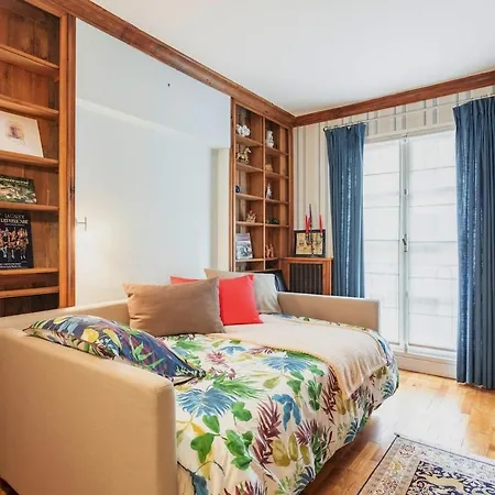Marais 150 Meters From Ile Saint Louis アパート