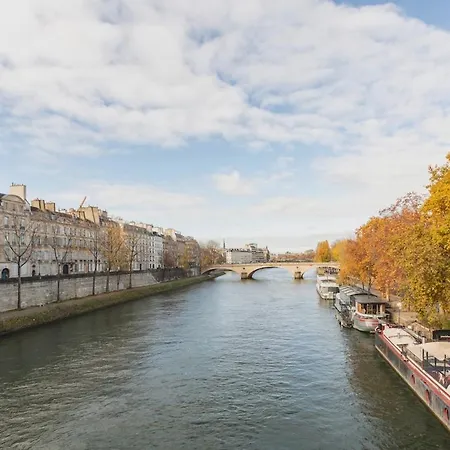 Marais 150 Meters From Ile Saint Louis パリ